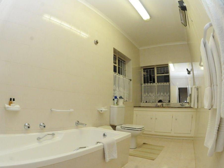Garden Place Guest Houses Johannesburg Ngoại thất bức ảnh